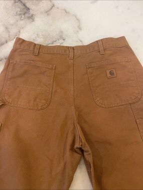 Carhartt Men's Brown Cargo Work Pants Classic Utility Style excellent condition